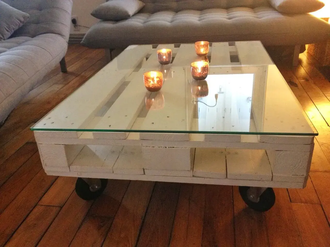 Table basse en palettes - fabriquer un modèle solide et pratique